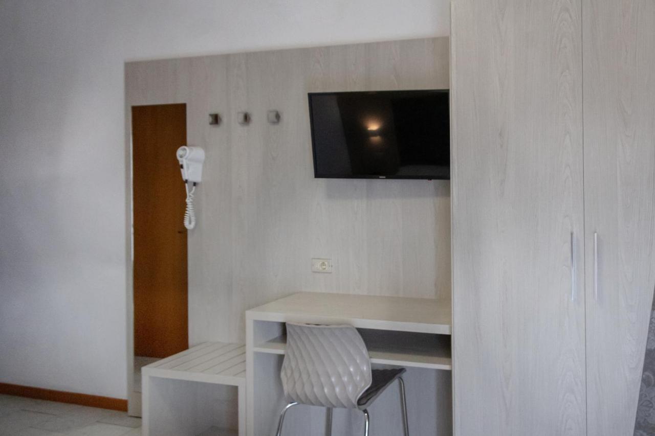 Hotel Boston Cesenatico Εξωτερικό φωτογραφία