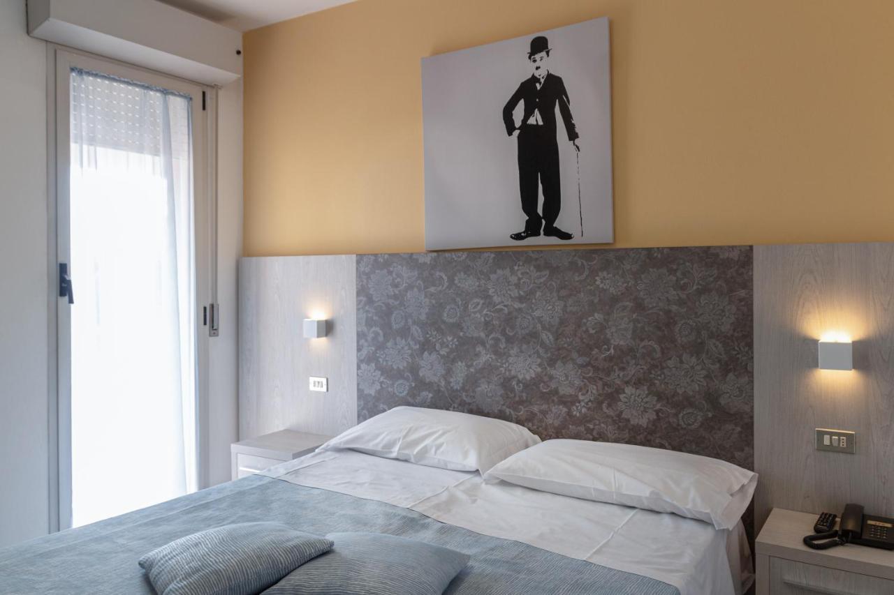 Hotel Boston Cesenatico Εξωτερικό φωτογραφία